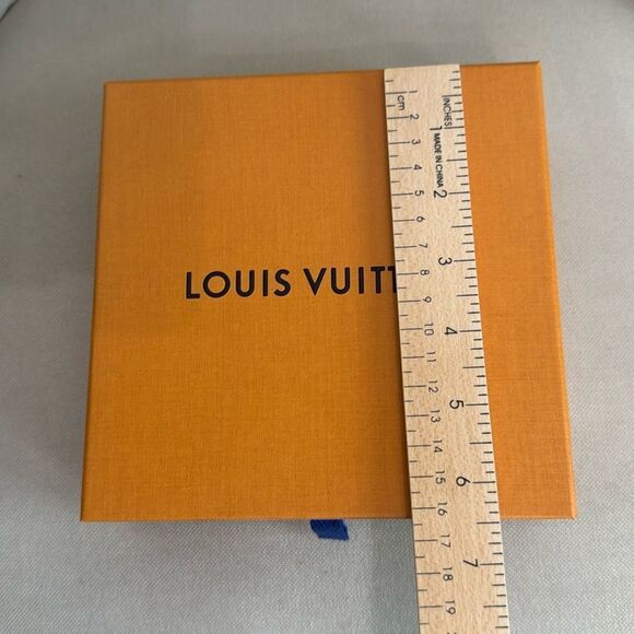 Louis Vuitton Orange Box - Picture 4 of 10